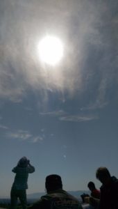 Partial eclipse still looks full without glasses